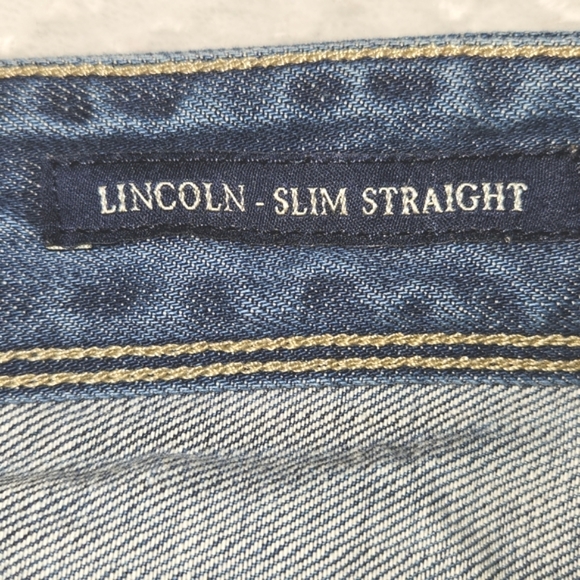 GUESS MENS JEANS W34 L30 LINCOLN DISTRESSED WASHED BLUE DENIM PREOWNED - Picture 5 of 15